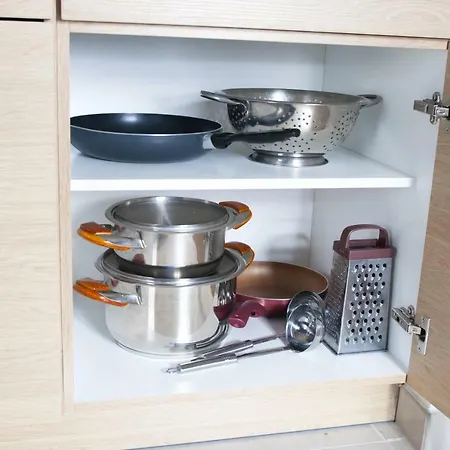 Ikar Z Ogrodkiem, Blisko Morza *