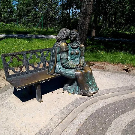 Ikar Z Ogrodkiem, Blisko Morza Apartment *